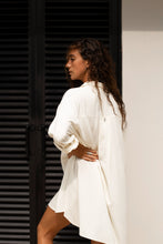 Load image into Gallery viewer, Kota Oversized Shirt