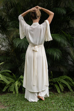 Load image into Gallery viewer, Crinkle Kimana Kimono
